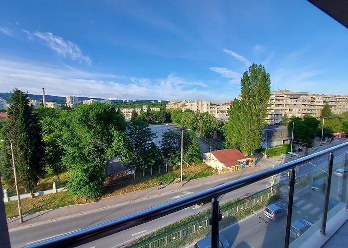 Grey Apartament Varna